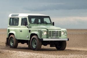 Land-Rover-Defender-Heritage-Edition[1]