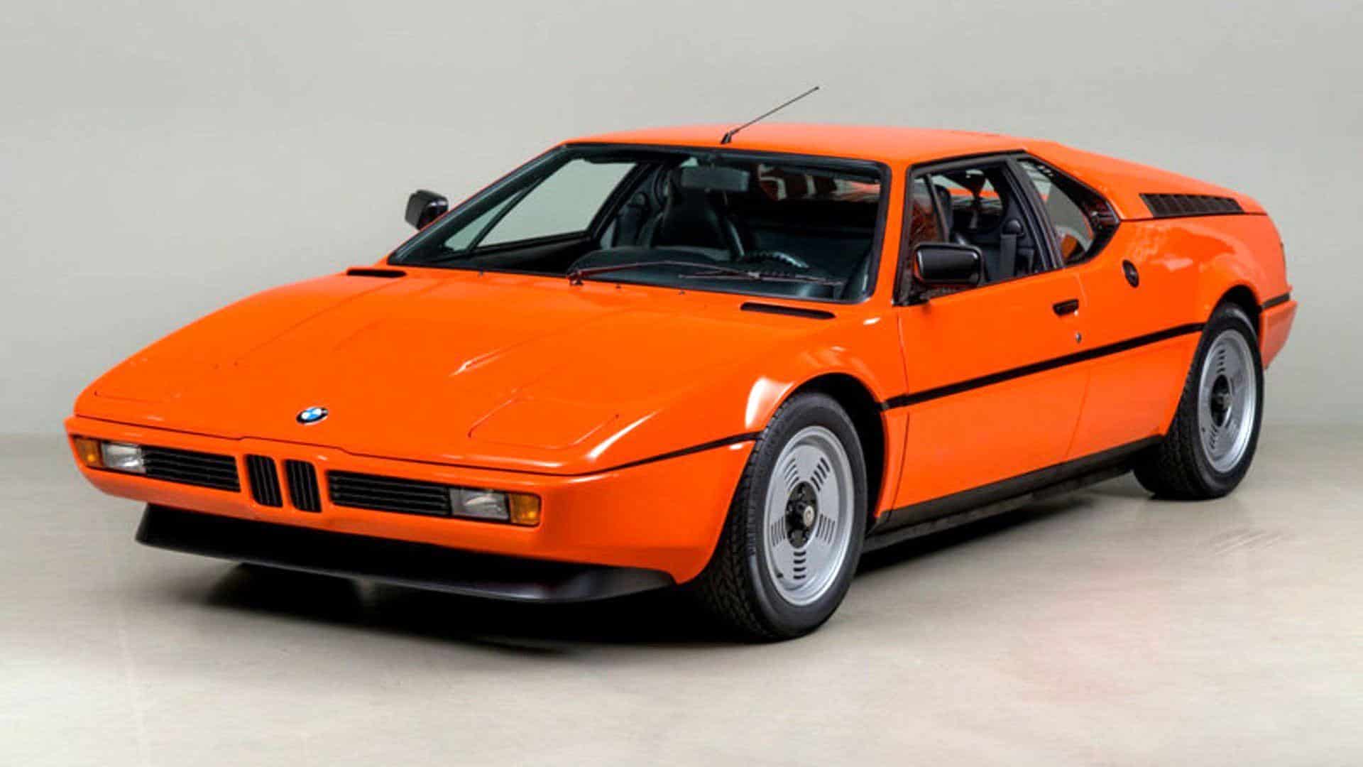 BMW M1 orange