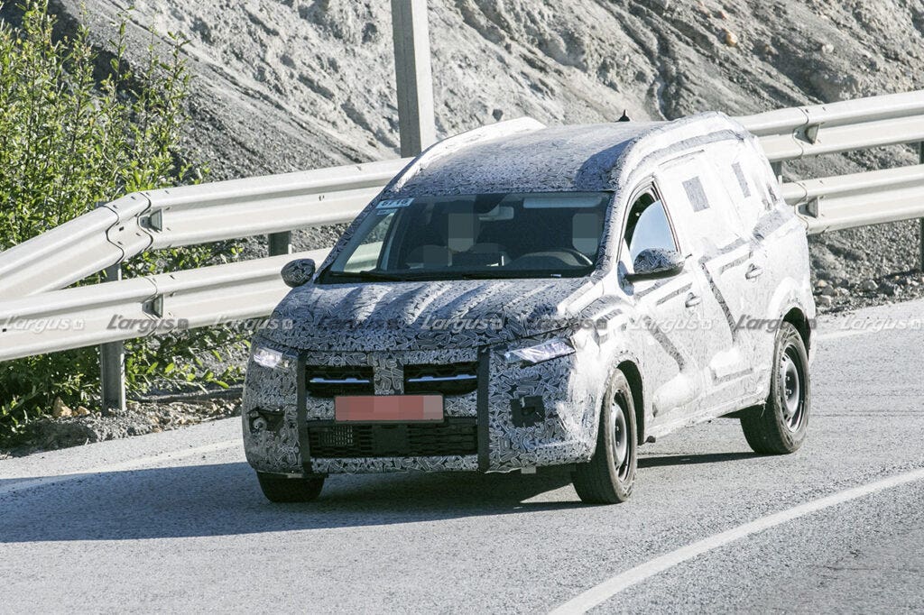 Dacia SUV a 7 posti