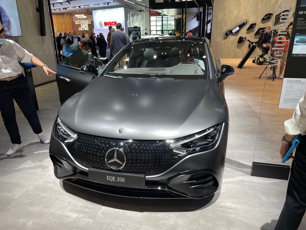 Mercedes EQE