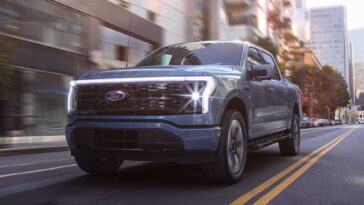 2022-ford-f-150-lightning-front-view