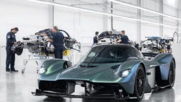Aston Martin Valkyrie #1
