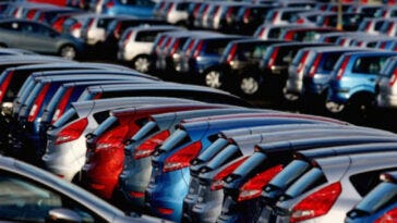mercato auto italia