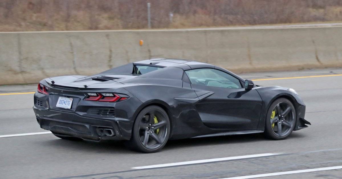 Chevrolet Corvette E-Ray 2023