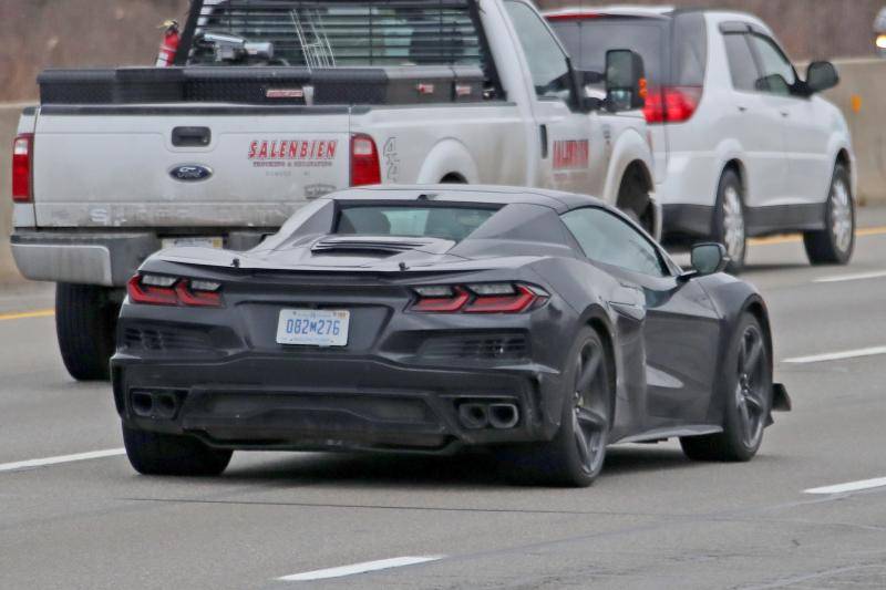 Chevrolet Corvette E-Ray 2023