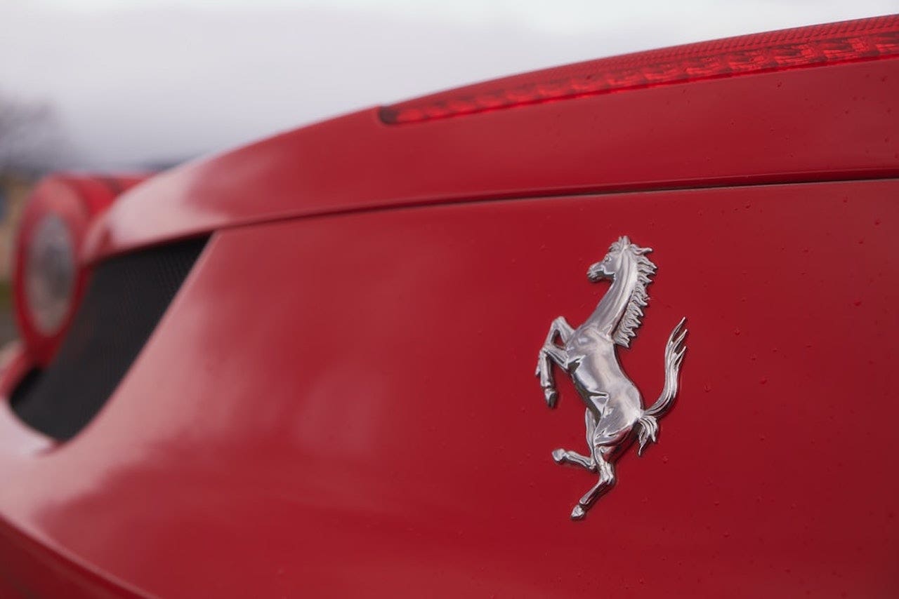 Ferrari logo