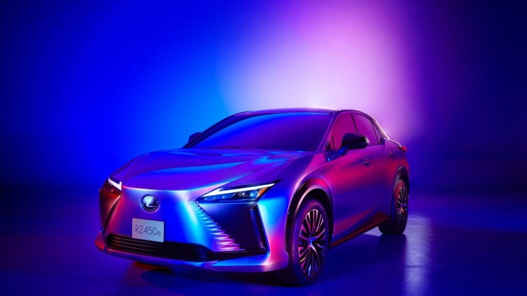 Lexus RZ 450e