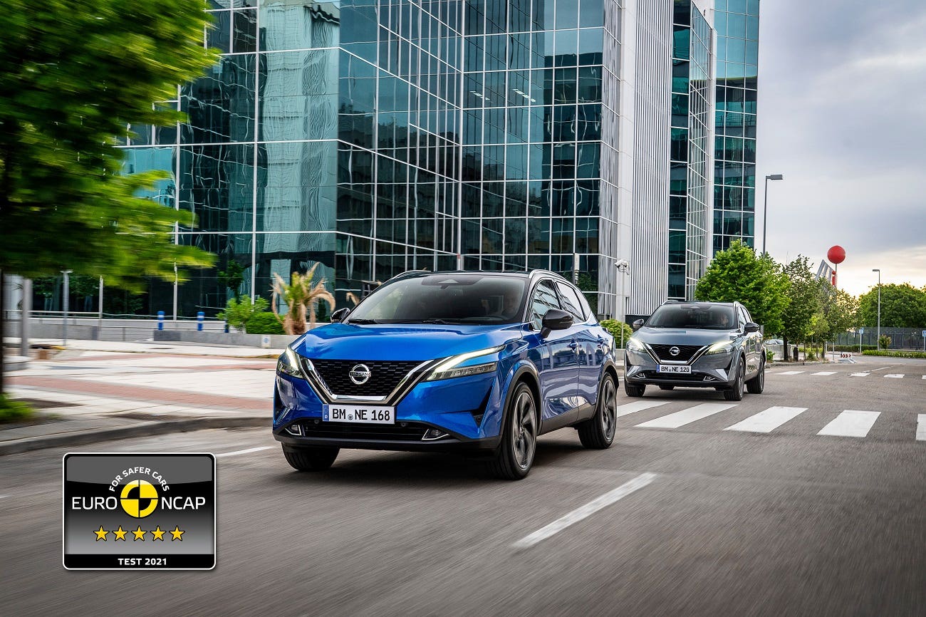 Nissan Qashqai blu anteriore