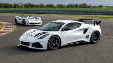 Lotus Emira GT4