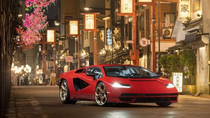 Countach LPI 800-4