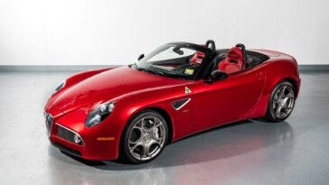 Alfa Romeo 8C Spider 2009 asta
