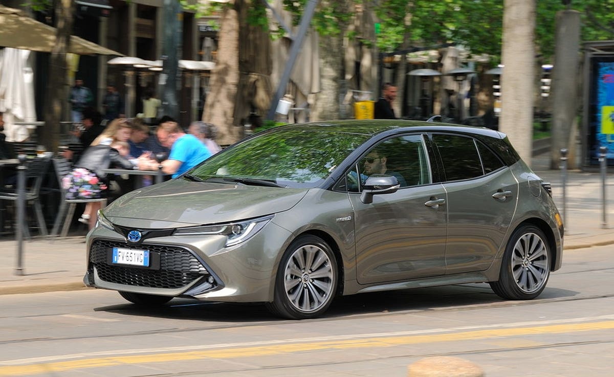 Toyota Corolla Hybrid Active promozione