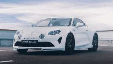 Alpine A110 elettrica bianca