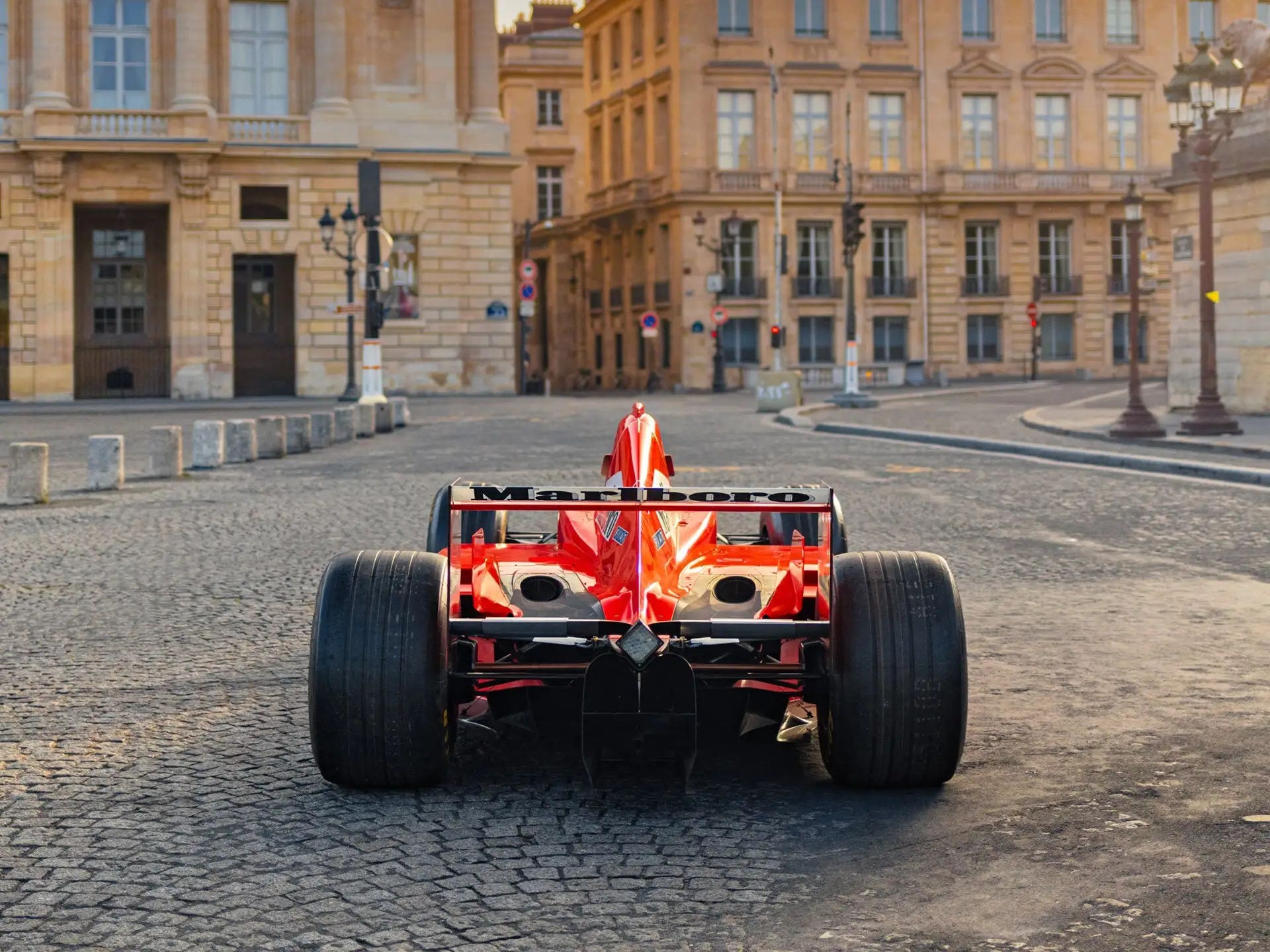 F300