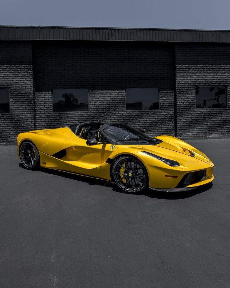 Ferrari svelerà la sua prossima hypercar nel 2024 MotorisuMotori.it