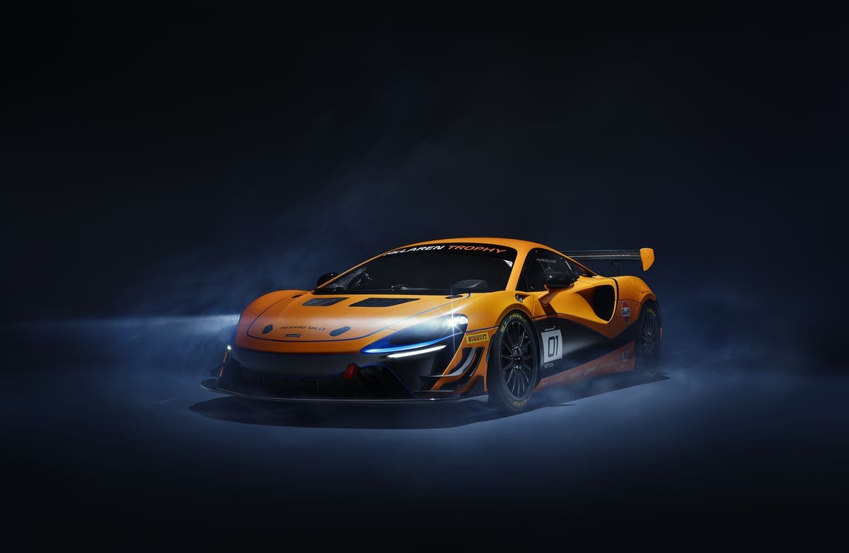 McLaren Artura Trophy