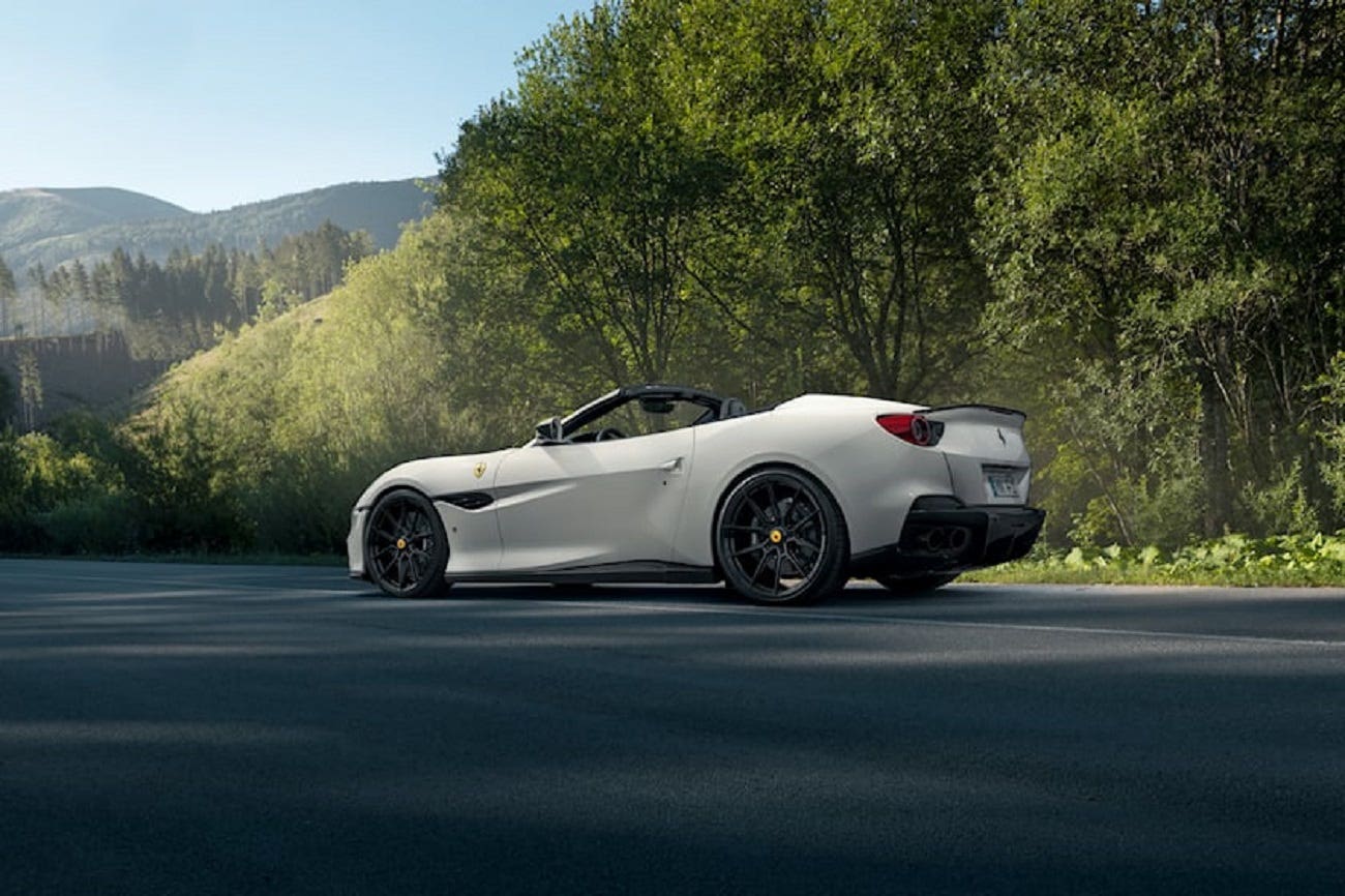Ferrari Portofino M bianca