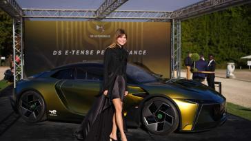 DS E-Tense Performance Chantilly Arts & Élégance Richard Mille 2022