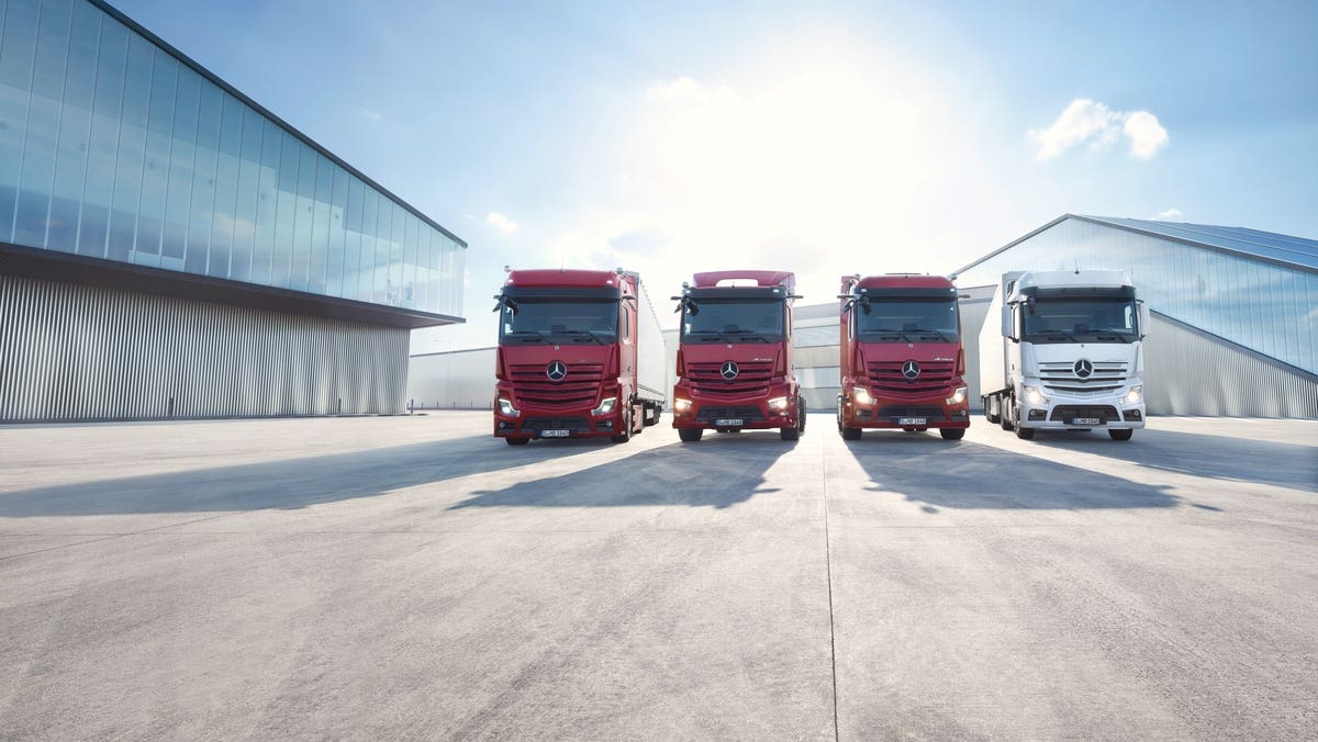 Mercedes-Benz Trucks IAA Transportation 2022