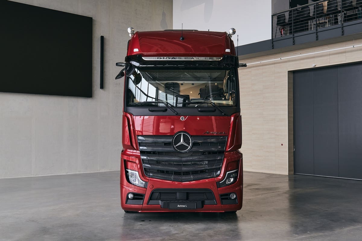 Mercedes-Benz Trucks IAA Transportation 2022