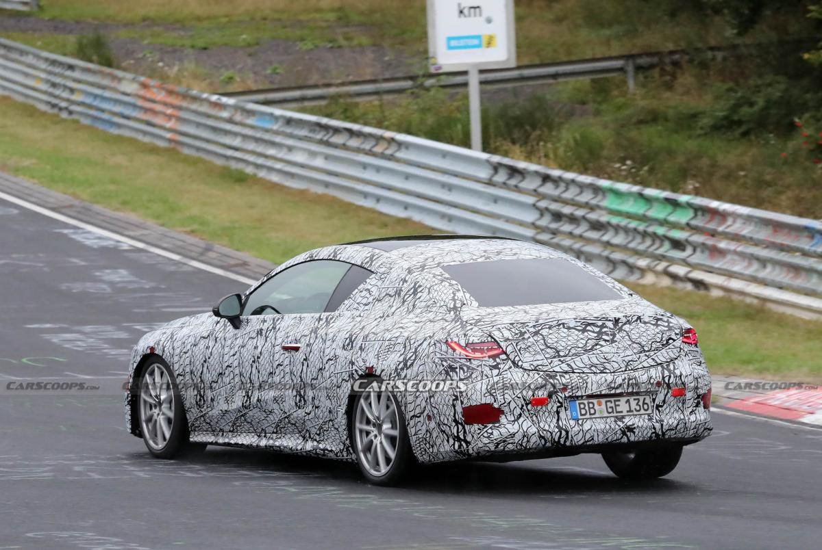 Mercedes CLE Coupé foto spia