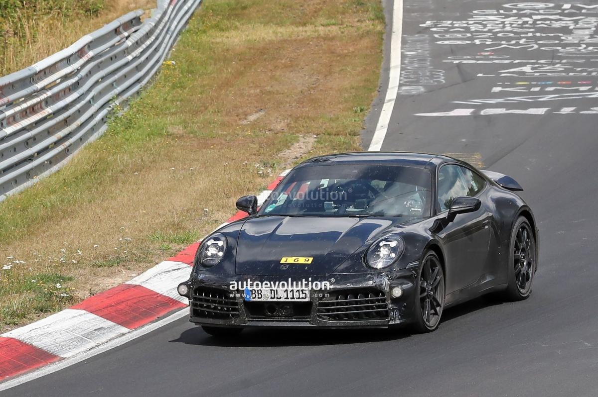 Porsche 911 GTS foto spia
