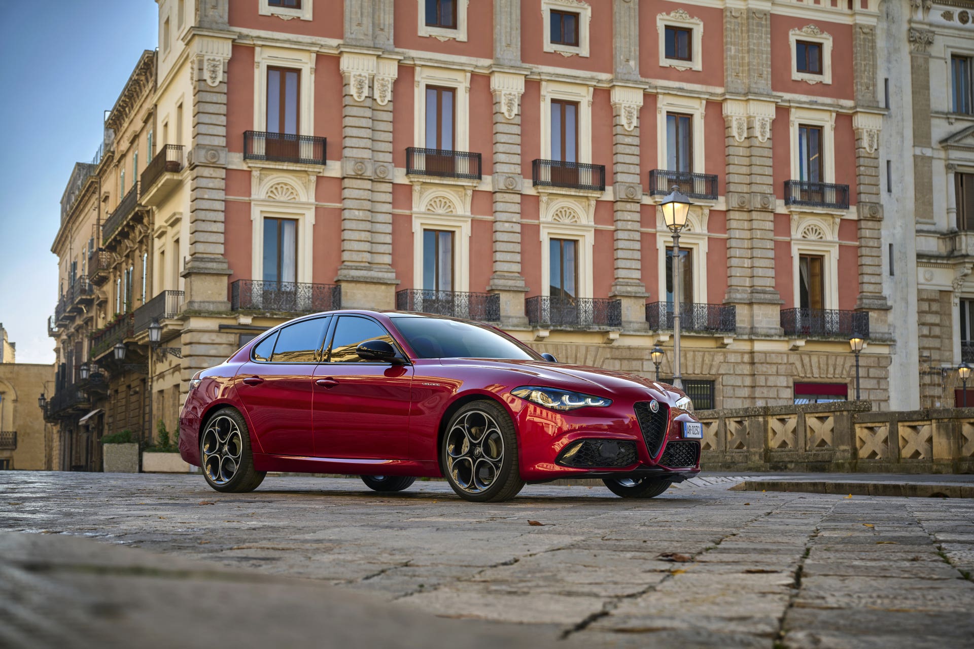 Alfa Romeo Giulia 2023