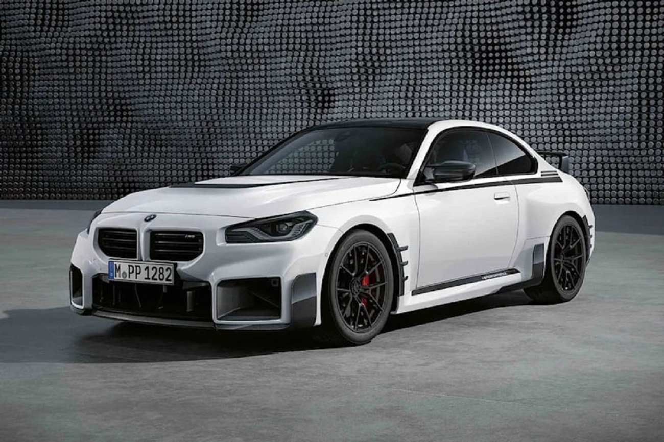 BMW M2 bianca