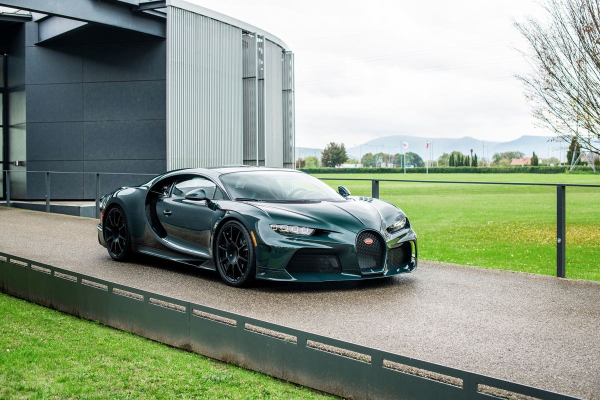 Bugatti Chiron 400