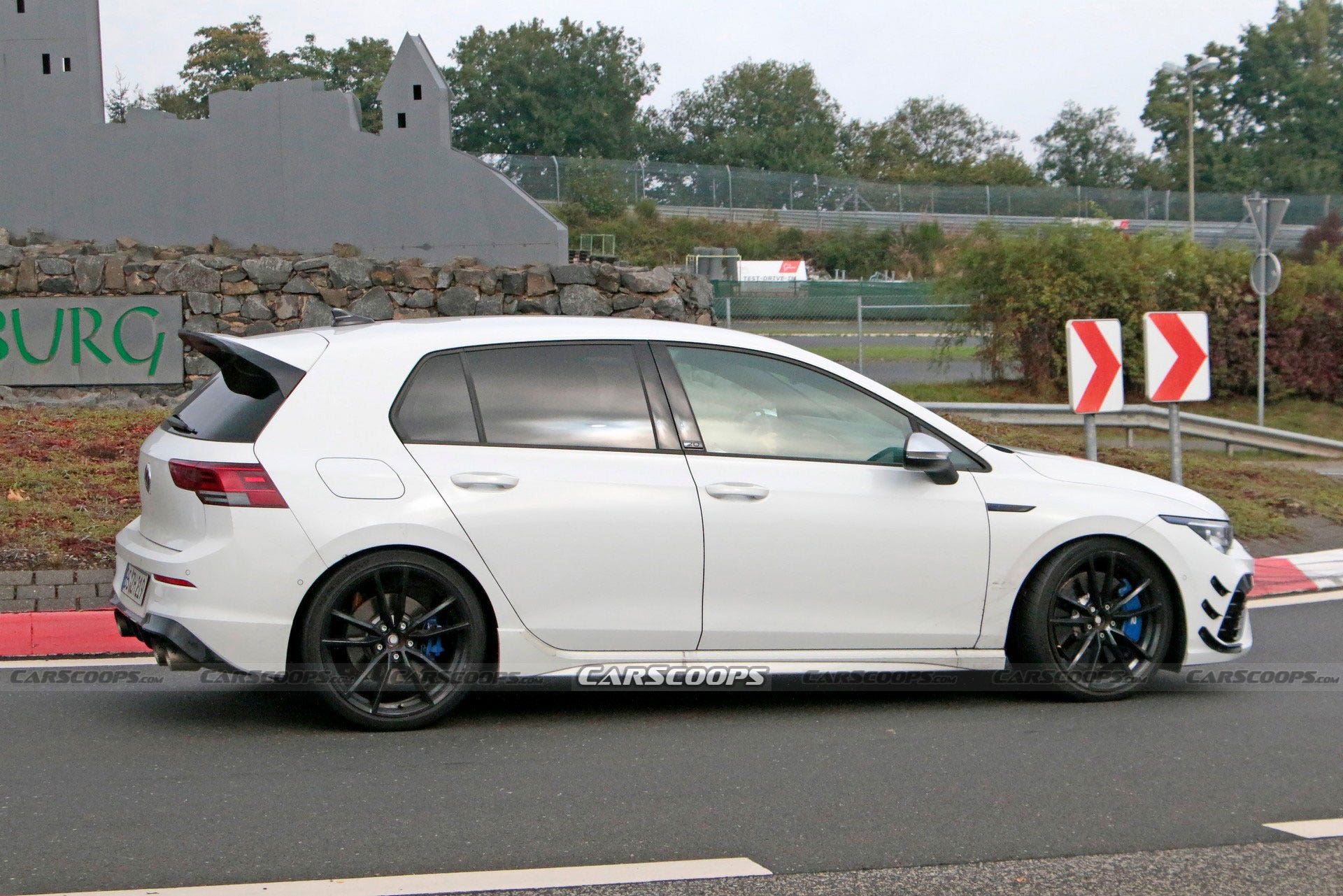 Golf R