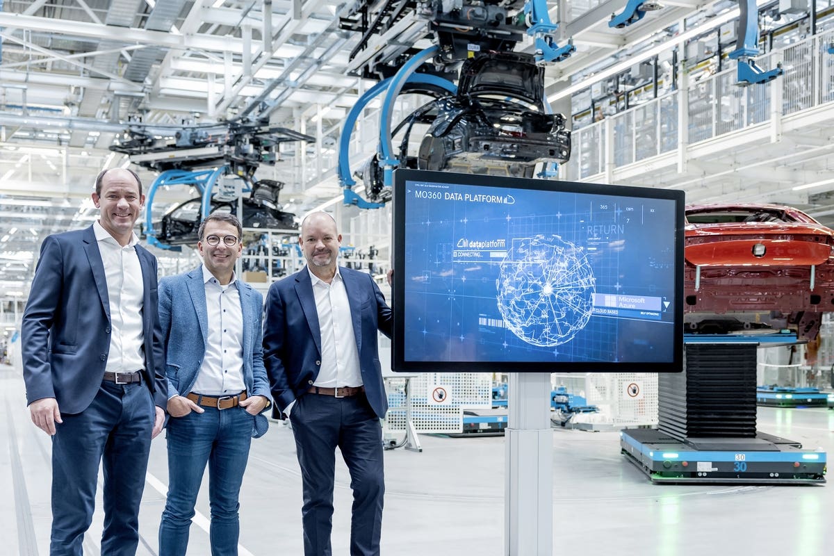 Mercedes partnership Microsoft