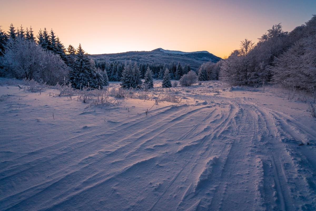 Strada innevata