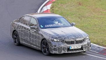 BMW i5 M50 al nurburgring