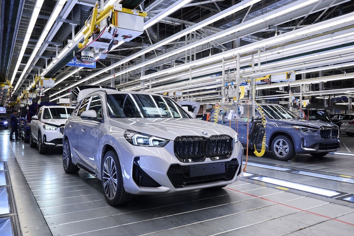 BMW iX1 produzione Ratisbona