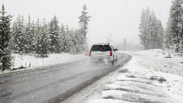 Guidare nella neve