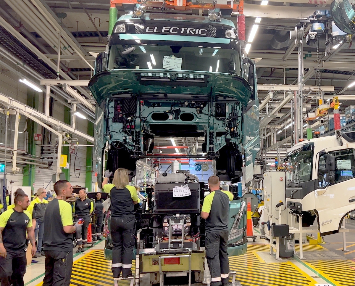 Volvo Trucks camion elettrici acciaio privo combustibili fossili