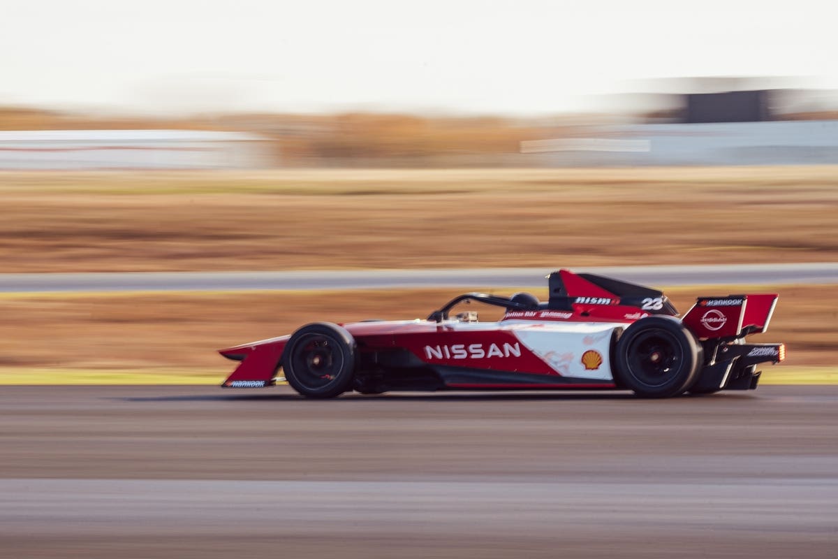 Nissan monoposto Gen3 test pre-stagionali Valencia