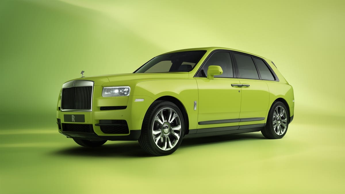 Rolls-Royce Cullinan Fu-Shion e Re-Belle