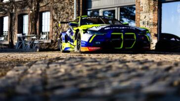 BMW M Team WRT 12 Ore Bathurst