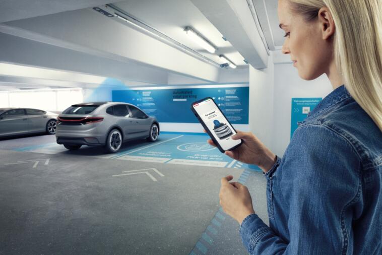 Bosch APCOA parcheggio guida autonoma