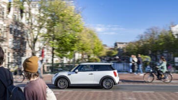 Mini Cooper SE Resolute Edition
