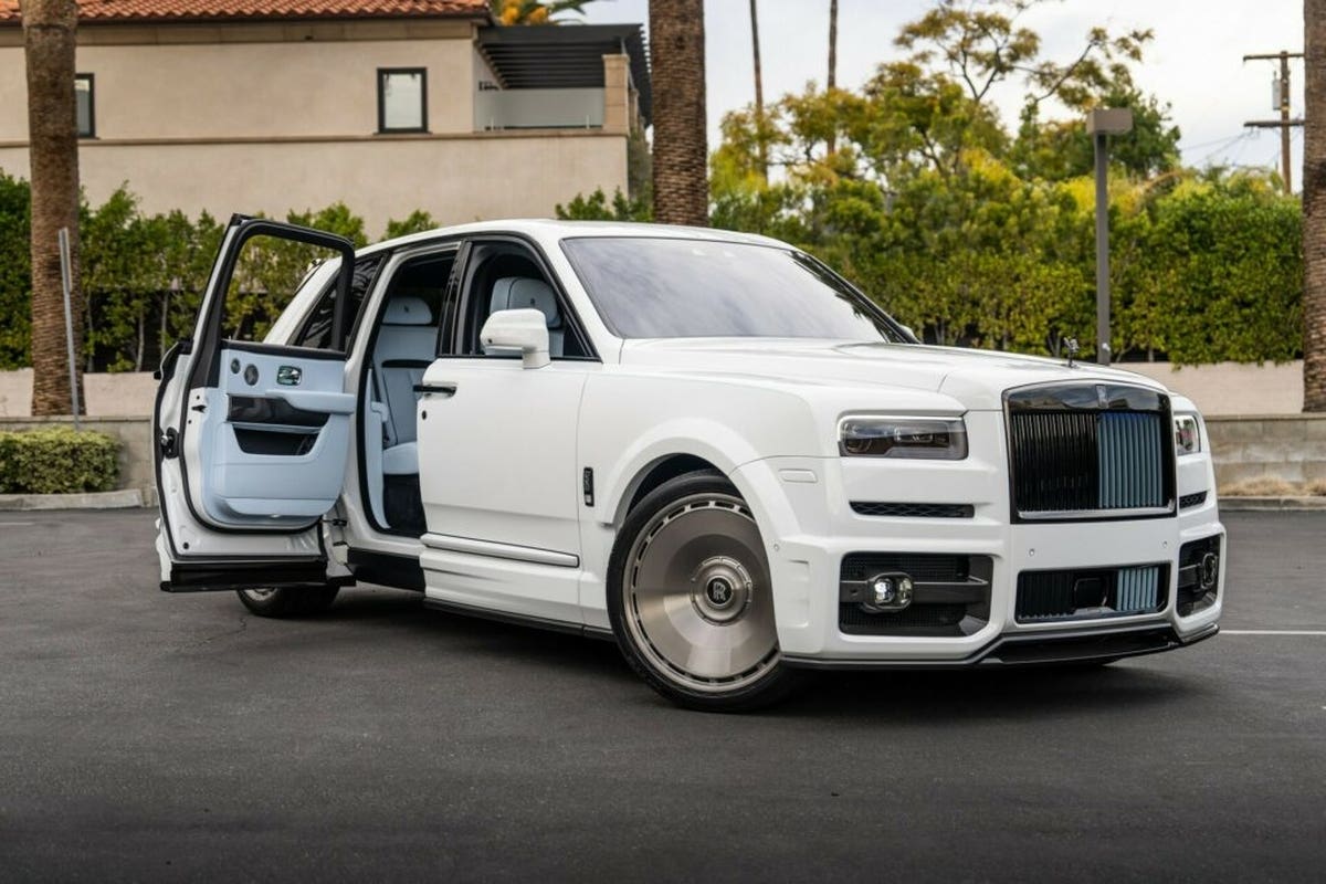 Rolls-Royce Cullinan Black Badge modificato