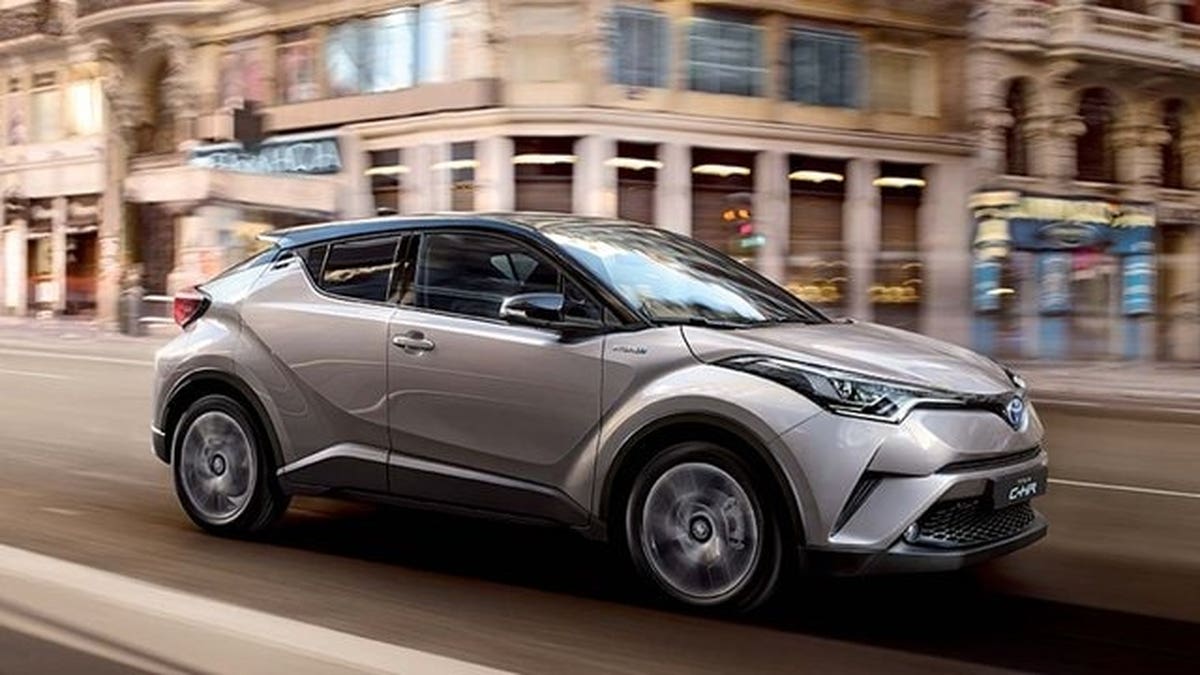 Toyota C-HR Hybrid Active promozione