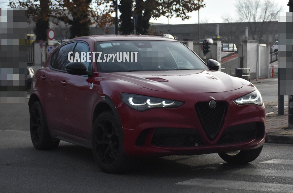 Alfa Romeo Stelvio Quadrifoglio 2023