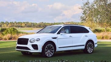 Bentley Bentayga EWB Naples Winter Wine Festival