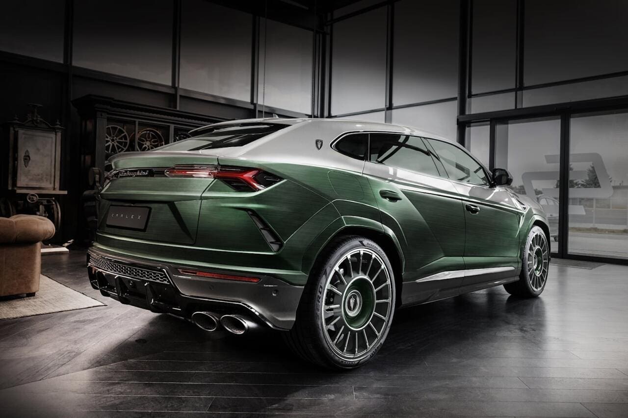 Lamborghini Urus by Carlex Design