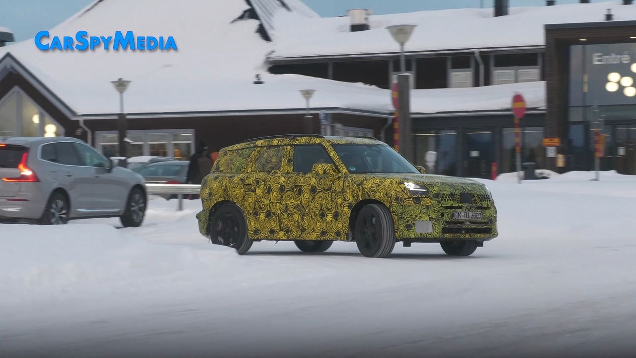 Mini Countryman 2024 prototipo test invernali