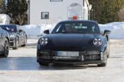 Porsche 911 Turbo 2024 prototipo foto spia