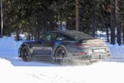 Porsche 911 Turbo 2024 prototipo foto spia