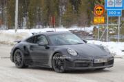 Porsche 911 Turbo 2024 prototipo foto spia